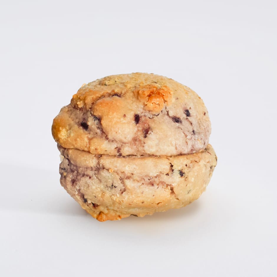 Macaron Myrtille Biscuit Bio des Savoie.