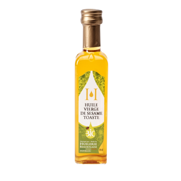 Huile vierge de sésame biologique, de première pression à froid, est produite par l'Huilerie Beaujolaise selon une méthode traditionnelle.  Bouteille de 10 cl.